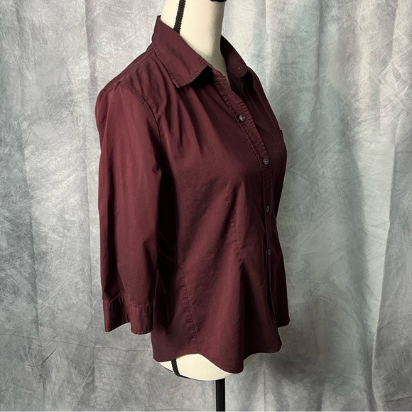 NY&CO New York & Company City Stretch Deep Wine 3/4 Sleeve Button Down Shirt - M - Picture 3 of 9
